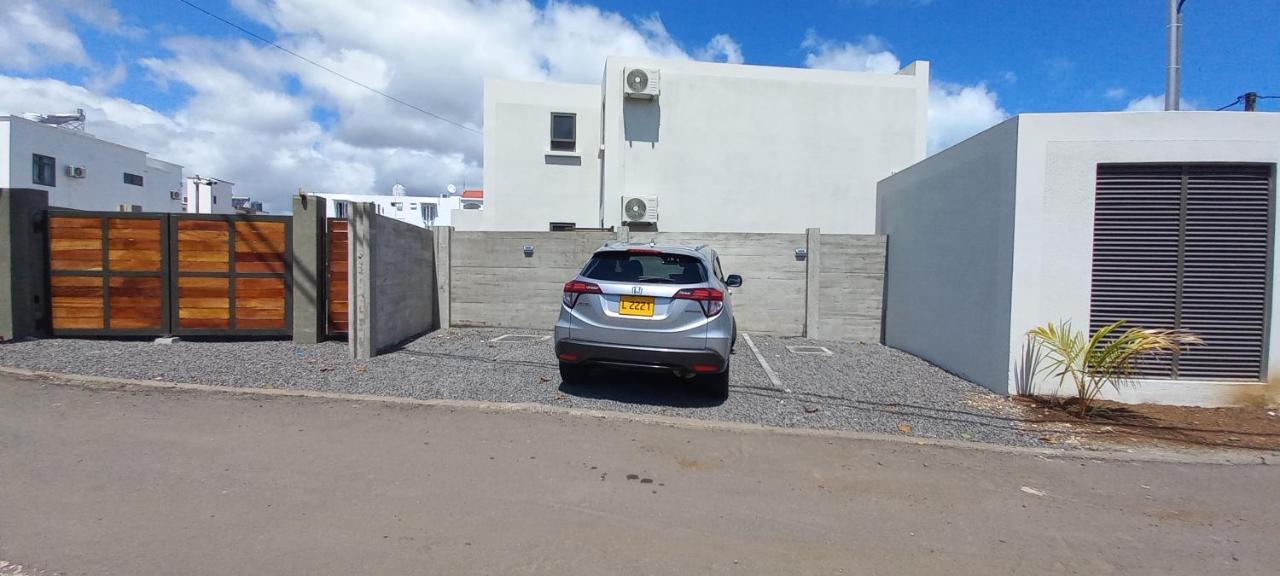 Bois Mapou Self Catering Apartments Unit 101 Riviere Noire Exterior photo