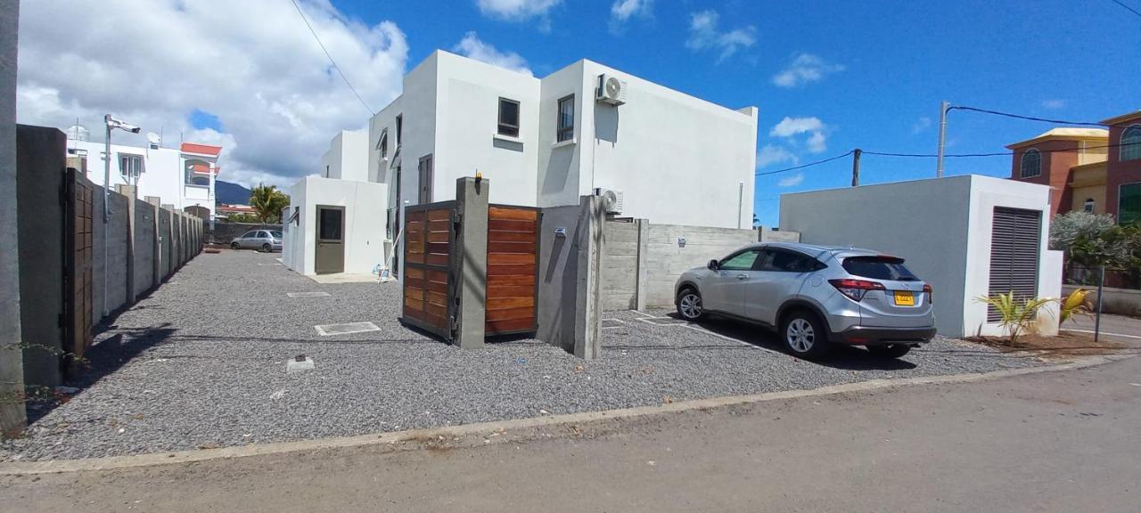 Bois Mapou Self Catering Apartments Unit 101 Riviere Noire Exterior photo