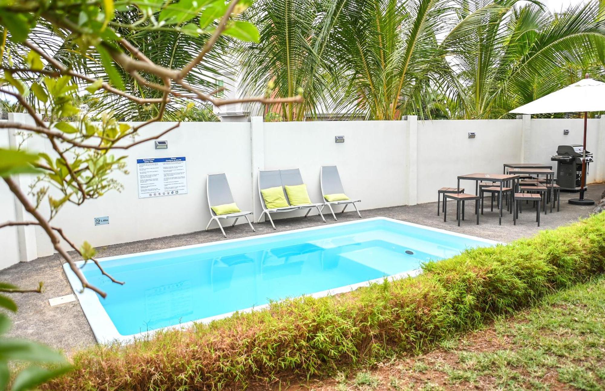 Bois Mapou Self Catering Apartments Unit 101 Riviere Noire Exterior photo