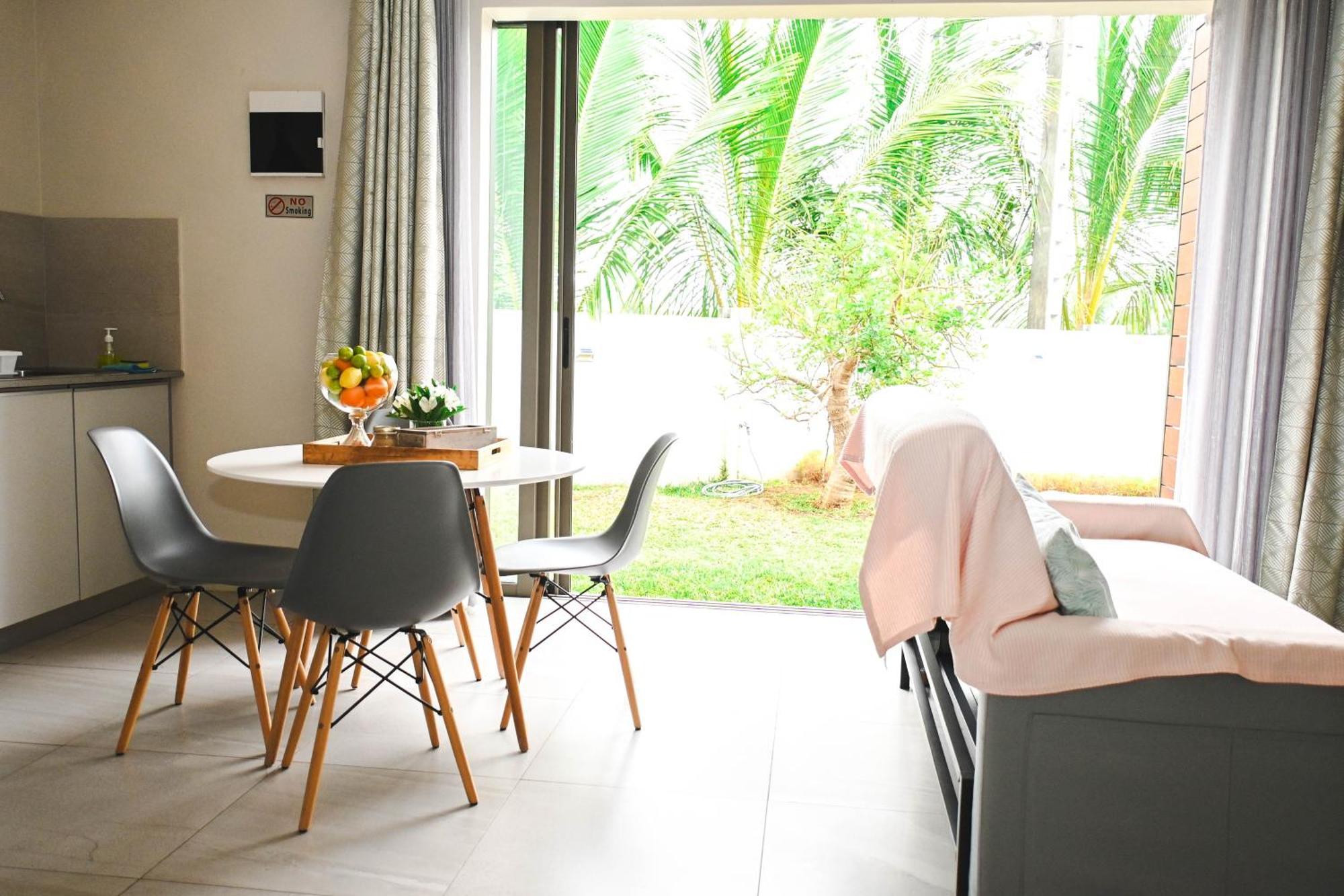 Bois Mapou Self Catering Apartments Unit 101 Riviere Noire Exterior photo